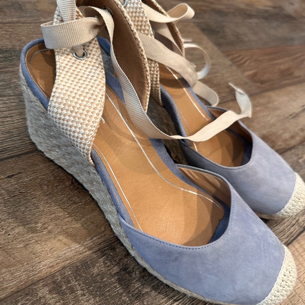 Chic Lavender Espadrille Wedge Sandals